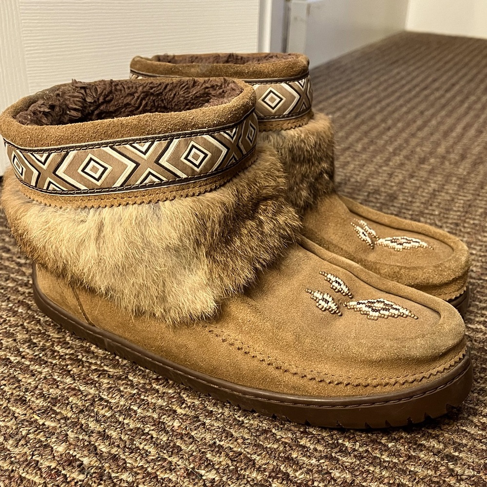 Short Manitoba mukluks